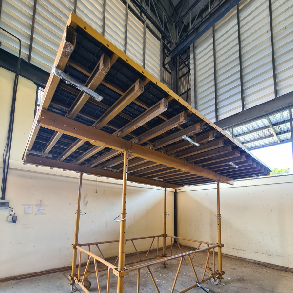 ไม้แบบพลาสติก (POLY FORM PANEL)